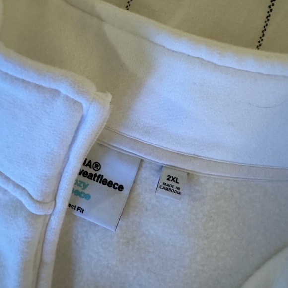 TNA Cropped 3/4 Zip - Picture 3 of 4